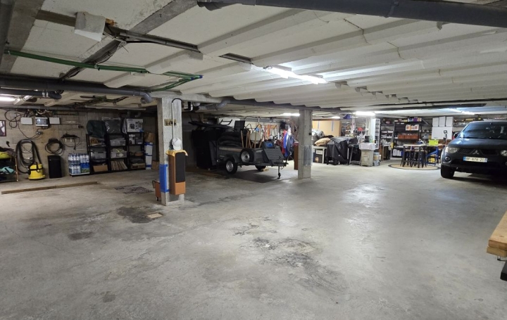 Maison BASTELICACCIA (20129)  360 m2 1 800 000 € 