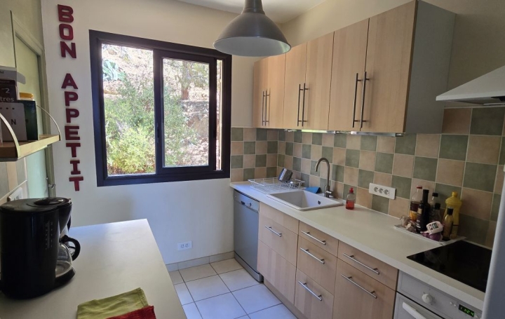 3 Pièces AJACCIO (20000)  69 m2 405 000 € 