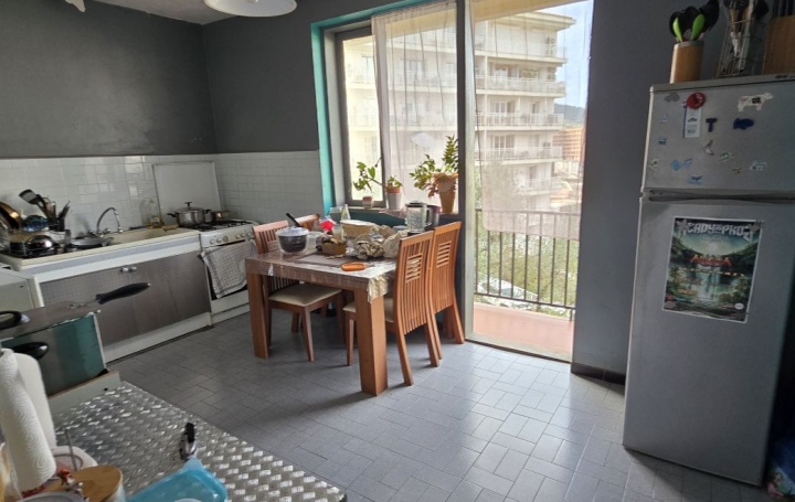 2 Pièces AJACCIO (20000)  53 m2 140 000 € 