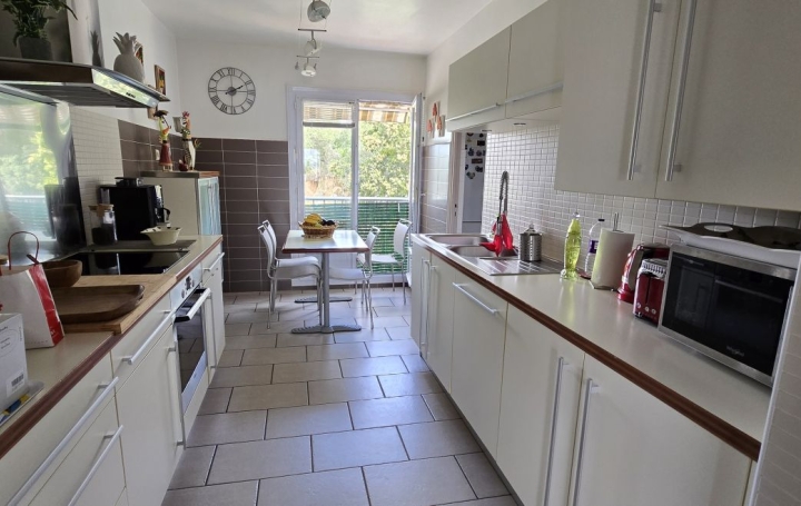 4 Pièces AJACCIO (20000)  119 m2 595 000 € 