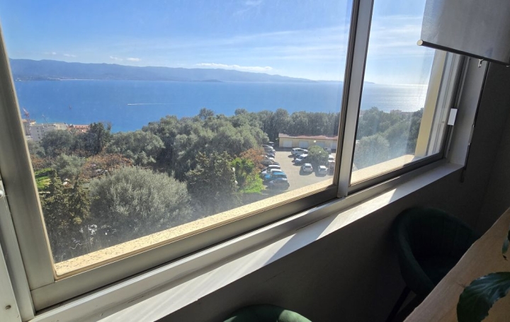 3 Pièces AJACCIO (20000)  88 m2 395 000 € 