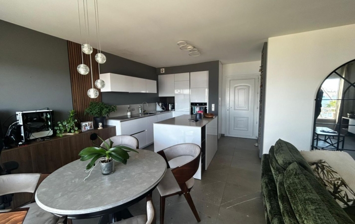 3 Pièces AJACCIO (20000)  63 m2 345 000 € 