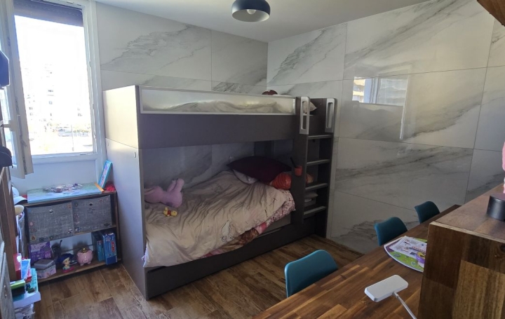 3 Pièces AJACCIO (20000)  63 m2 270 000 € 