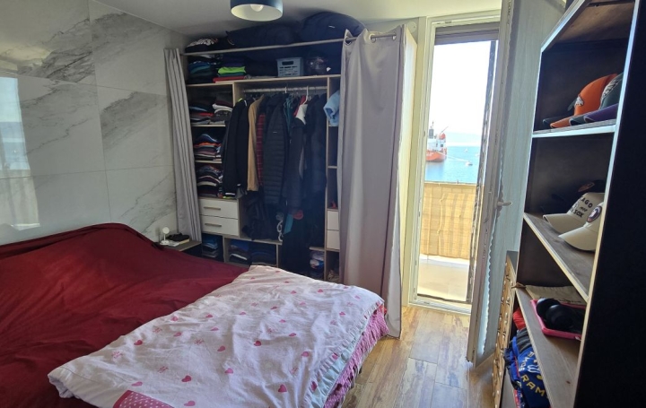 3 Pièces AJACCIO (20000)  63 m2 270 000 € 