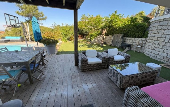 Maison PIETROSELLA (20166)  255 m2 1 649 000 € 