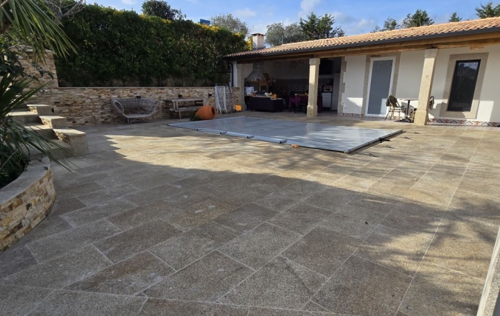 Villa AJACCIO (20090)  145 m2 875 000 € 