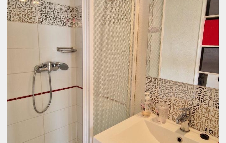 Studio LA GRANDE-MOTTE (34280)  25 m2 235 € 