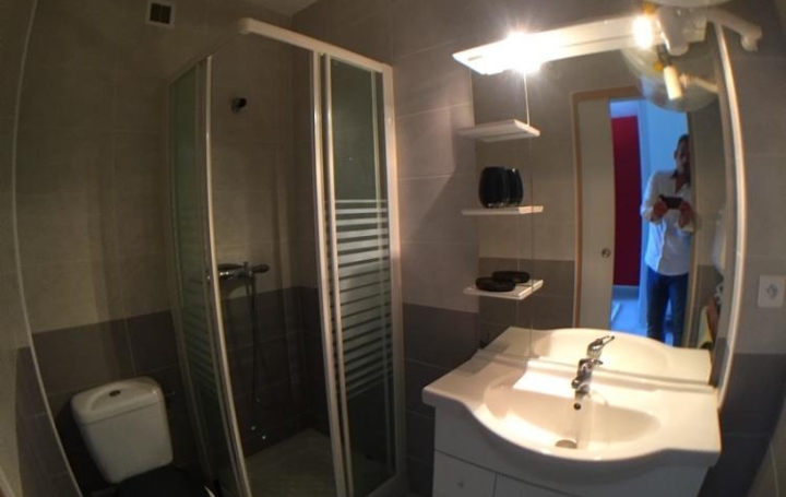 1 Pièce LA GRANDE-MOTTE (34280)  30 m2 204 € 