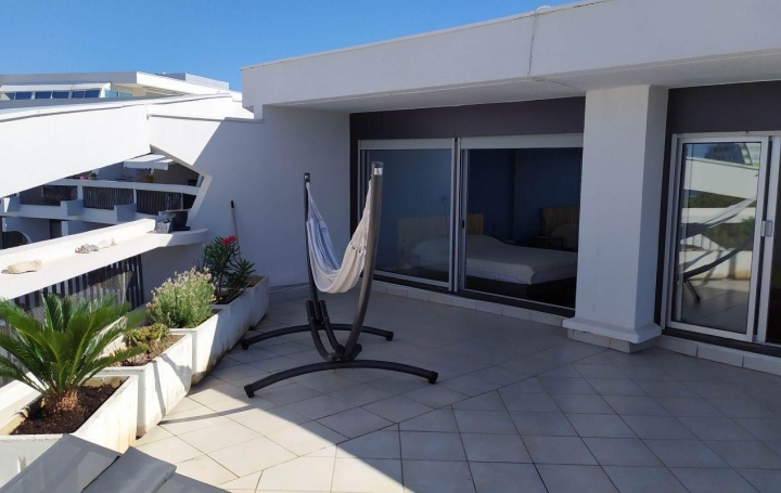 3 Pièces LA GRANDE-MOTTE (34280)  95 m2 810 € 