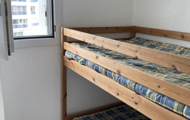 Studio LA GRANDE-MOTTE (34280)   375 € 