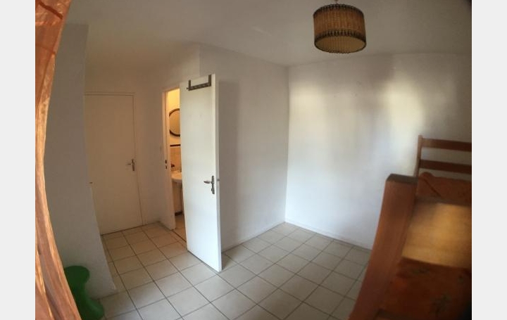 2 Pièces LA GRANDE-MOTTE (34280)  54 m2 299 € 