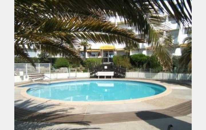 3 Pièces LA GRANDE-MOTTE (34280)  57 m2 446 € 