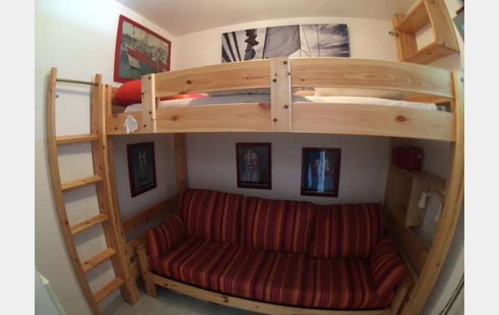 2 Pièces LA GRANDE-MOTTE (34280)  30 m2 340 € 