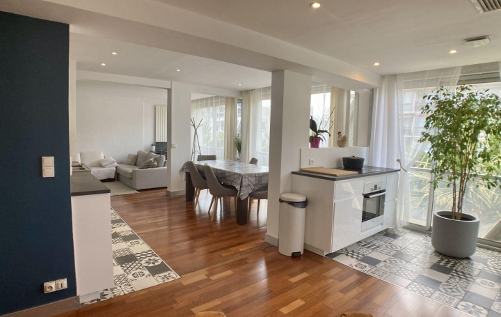 Réseau Immo-diffusion : Appartement P3  LA GRANDE-MOTTE  88 m2 570 000 € 