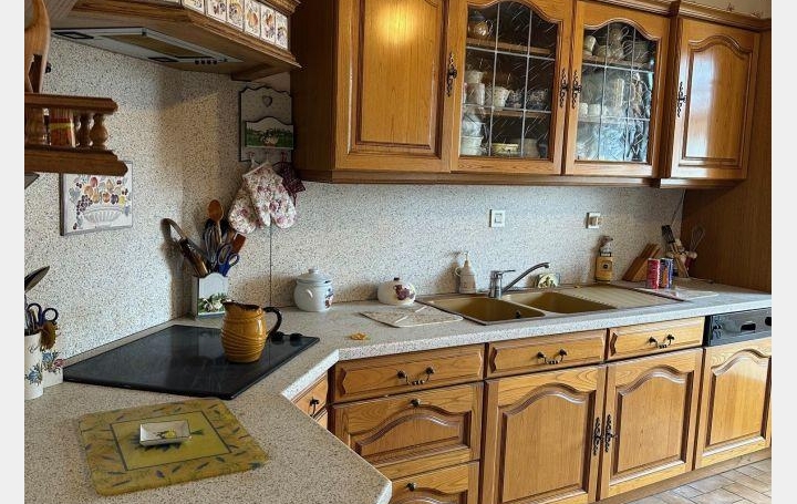 4 Pièces MONTELIMAR (26200)  110 m2 159 000 € 