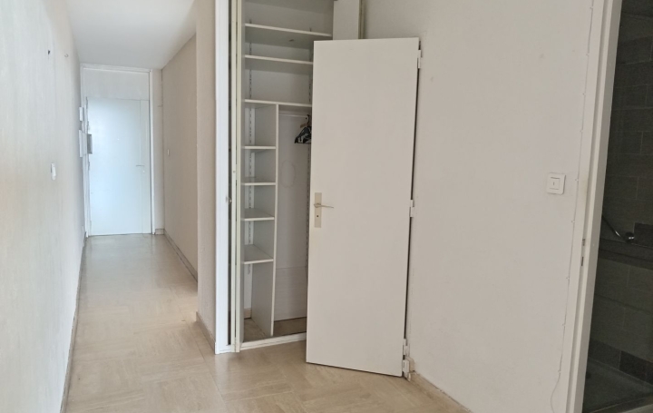 2 Pièces LA GRANDE-MOTTE (34280)  52 m2 358 000 € 