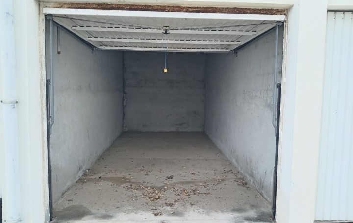 Garage LA GRANDE-MOTTE (34280)   42 500 € 