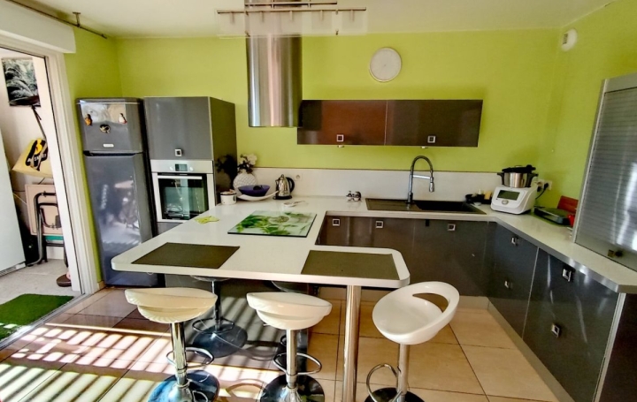 3 Pièces LA GRANDE-MOTTE (34280)  82 m2 808 000 € 