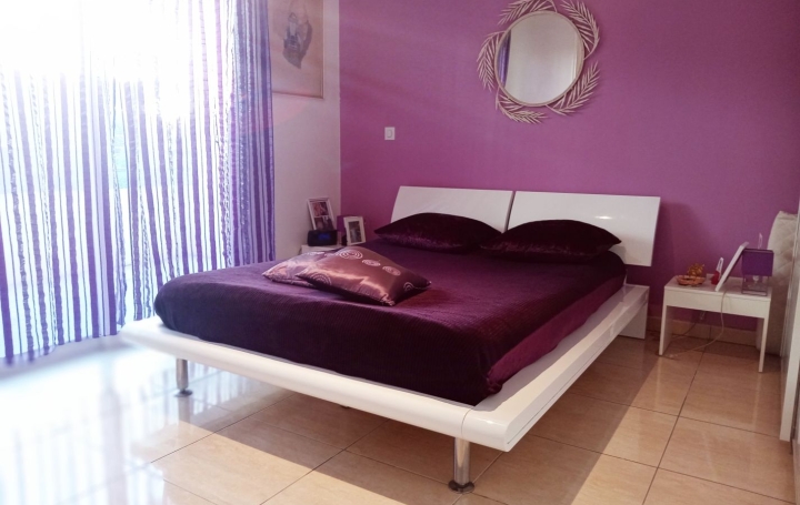 3 Pièces LA GRANDE-MOTTE (34280)  82 m2 808 000 € 