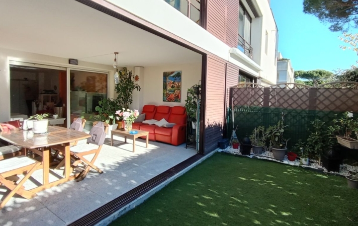 3 Pièces LA GRANDE-MOTTE (34280)  82 m2 808 000 € 