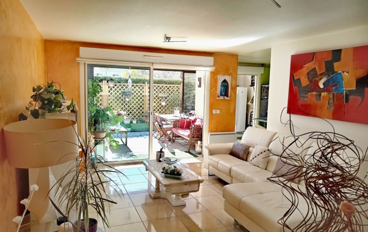 3 Pièces LA GRANDE-MOTTE (34280)  82 m2 808 000 € 