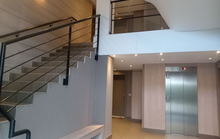 3 Pièces LA GRANDE-MOTTE (34280)  73 m2 699 000 € 