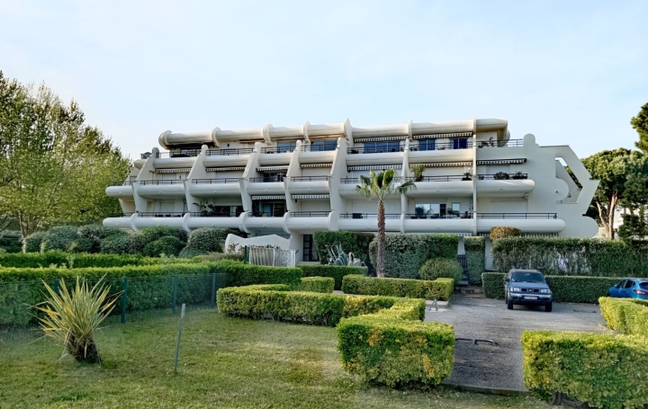 3 Pièces LA GRANDE-MOTTE (34280)  84 m2 676 000 € 