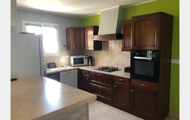 Villa SAINT-GILLES (30800)  86 m2 194 000 € 