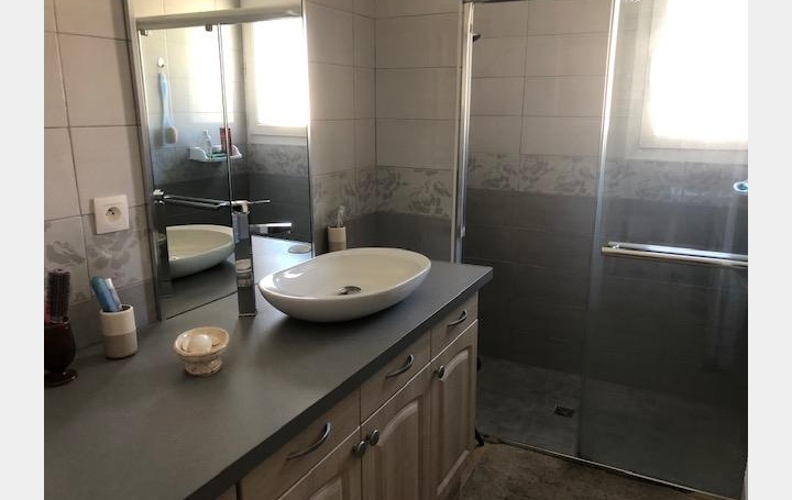 Villa SAINT-GILLES (30800)  86 m2 194 000 € 