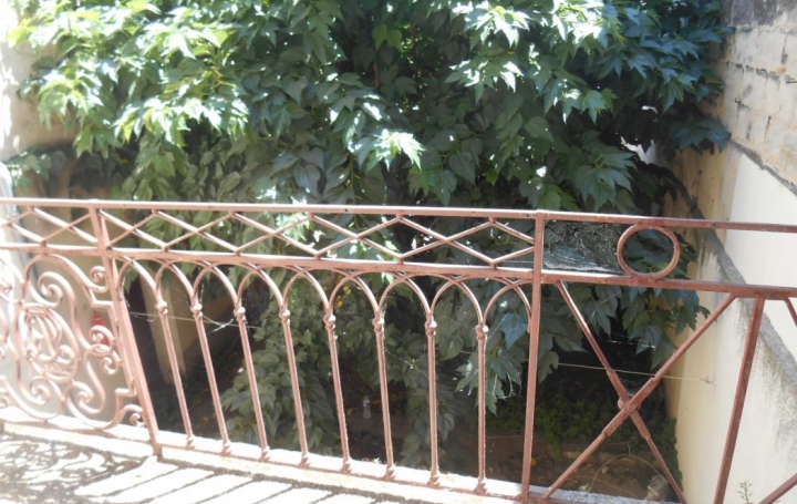 Maison SAINT-GILLES (30800)  130 m2 230 000 € 