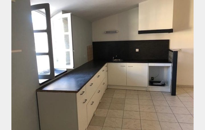 Maison SAINT-GILLES (30800)  110 m2 159 900 € 