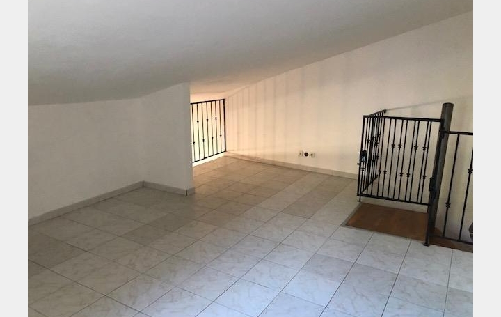 Maison SAINT-GILLES (30800)  110 m2 159 900 € 