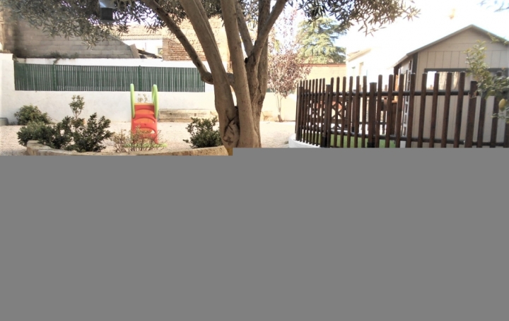 Maison SAINT-GILLES (30800)  132 m2 240 000 € 