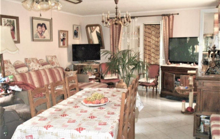 Villa SAINT-GILLES (30800)  80 m2 242 000 € 