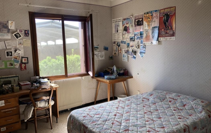 Villa SAINT-GILLES (30800)  113 m2 254 000 € 