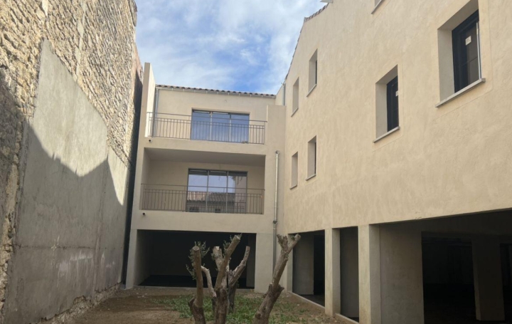 4 Pièces SAINT-GILLES (30800)  84 m2 349 000 € 