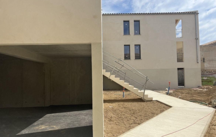 4 Pièces SAINT-GILLES (30800)  84 m2 349 000 € 