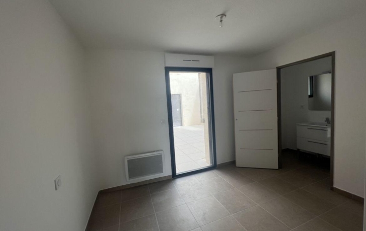 4 Pièces SAINT-GILLES (30800)  84 m2 339 000 € 