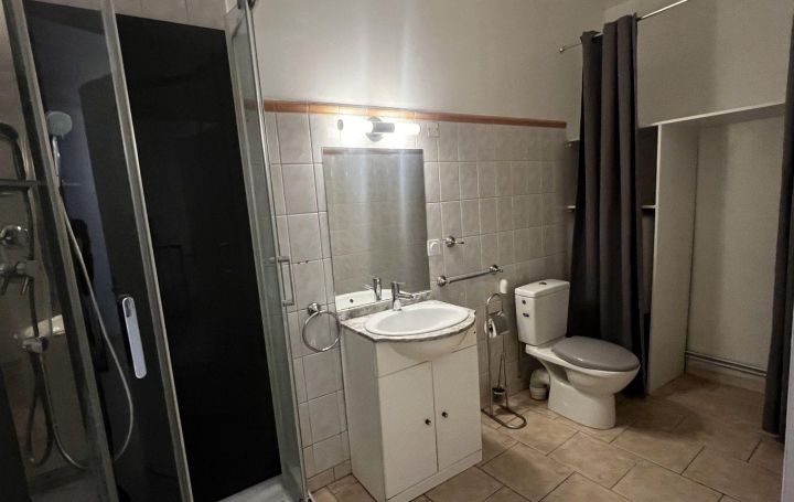 2 Pièces SAINT-GILLES (30800)  36 m2 90 000 € 