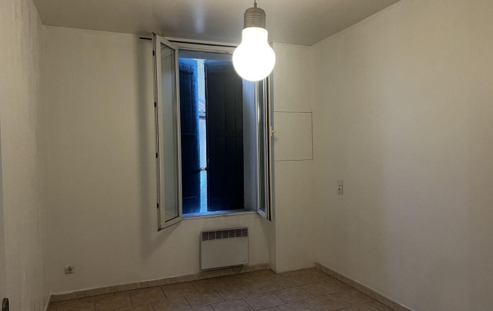 2 Pièces SAINT-GILLES (30800)  36 m2 90 000 € 