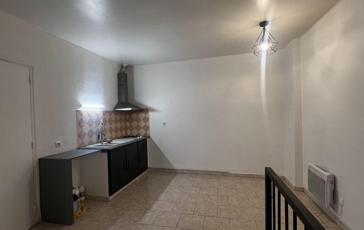 2 Pièces SAINT-GILLES (30800)  36 m2 90 000 € 