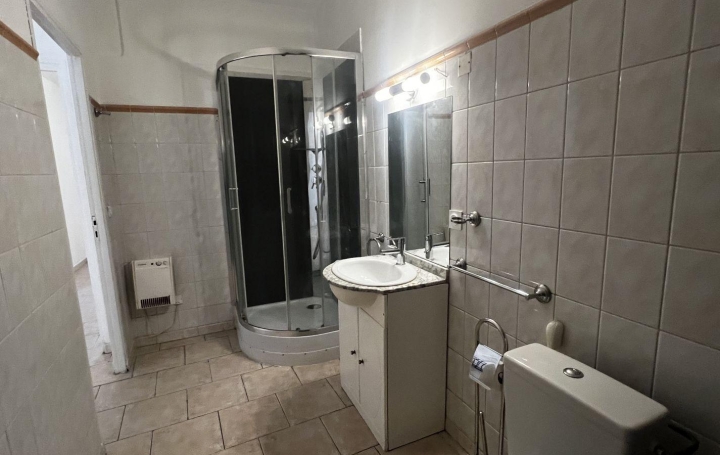 2 Pièces SAINT-GILLES (30800)  36 m2 90 000 € 
