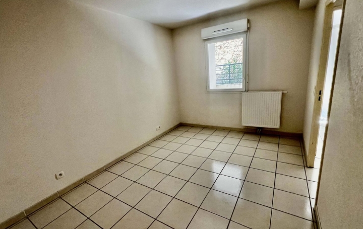2 Pièces NIMES (30000)  40 m2 115 000 € 