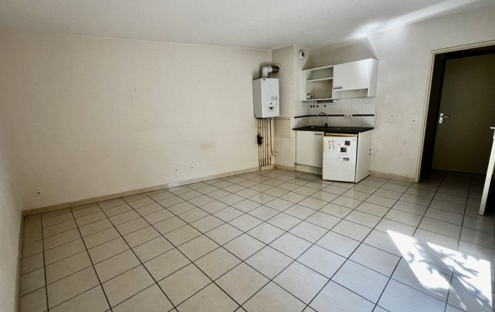 2 Pièces NIMES (30000)  40 m2 115 000 € 