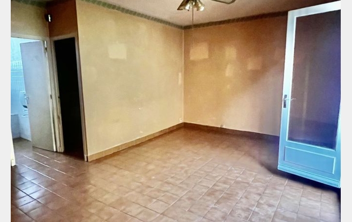 Maison SAINT-GILLES (30800)  48 m2 98 000 € 