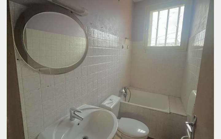 Maison SAINT-GILLES (30800)  48 m2 98 000 € 