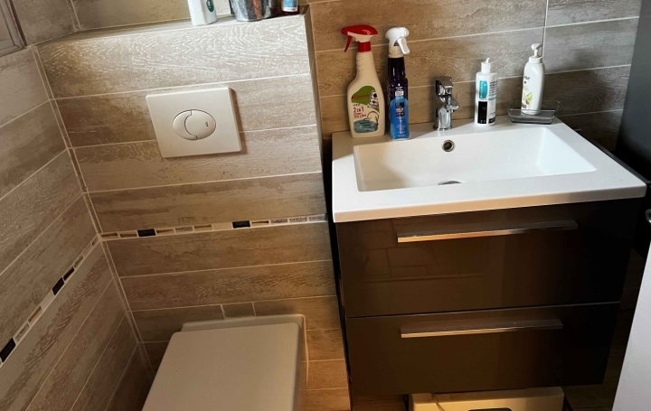 Villa GENERAC (30510)  150 m2 359 000 € 