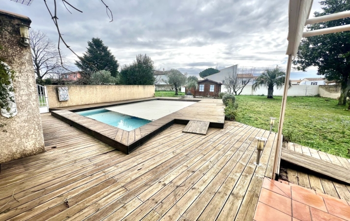 Villa GENERAC (30510)  150 m2 359 000 € 