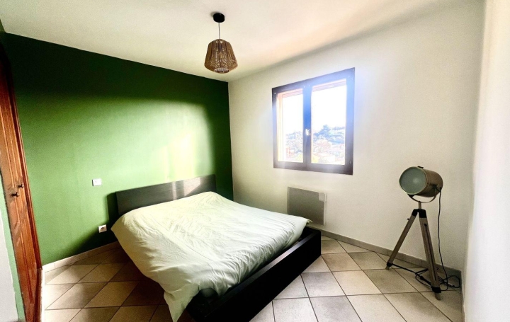 Villa SAINT-GILLES (30800)  95 m2 252 000 € 