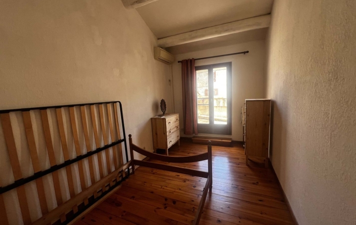 Maison SAINT-GILLES (30800)  92 m2 159 000 € 